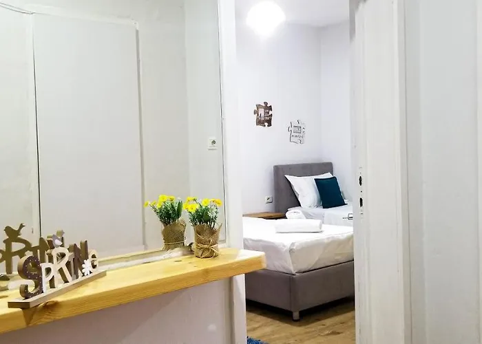 Spacious And Cozy - Ajia Apartment Tirana