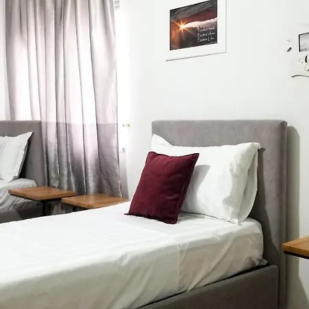 Апартаменты Spacious And Cozy - Ajia