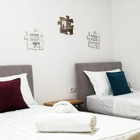 Spacious And Cozy - Ajia * Tirana