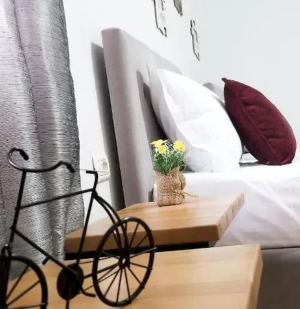 Appartement Spacious And Cozy - Ajia *