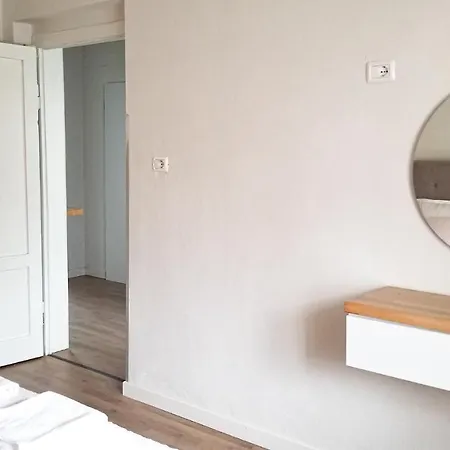 Spacious And Cozy - Ajia * Tirana