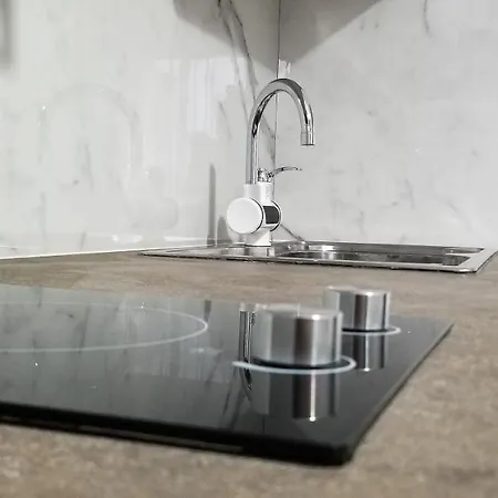 Spacious And Cozy - Ajia Daire Tiran