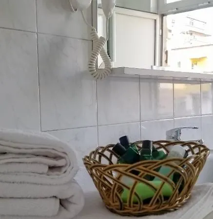 Spacious And Cozy - Ajia Appartement *