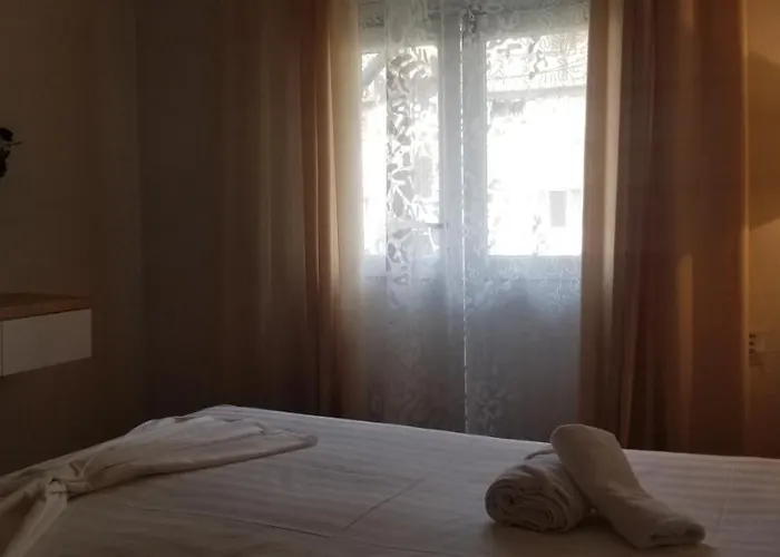 Spacious And Cozy - Ajia Апартаменты